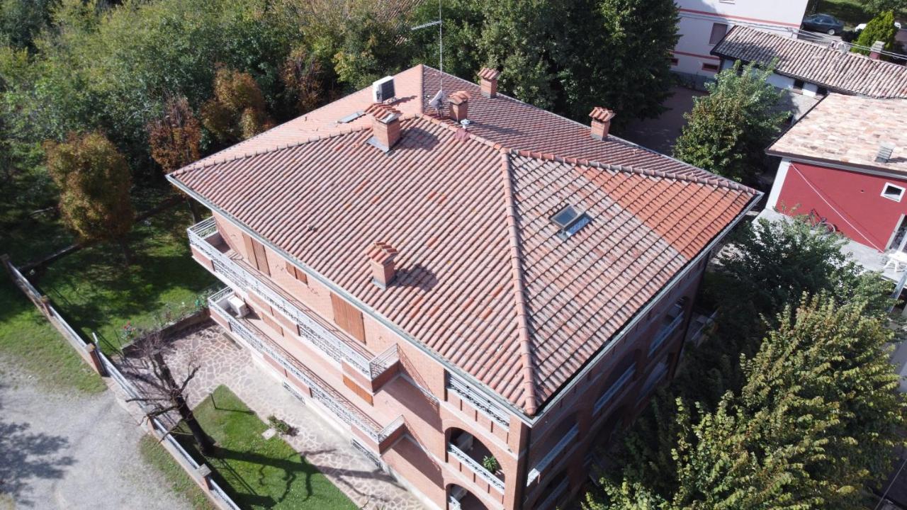 Villa Ferrari Oriella Solignano Nuovo Εξωτερικό φωτογραφία